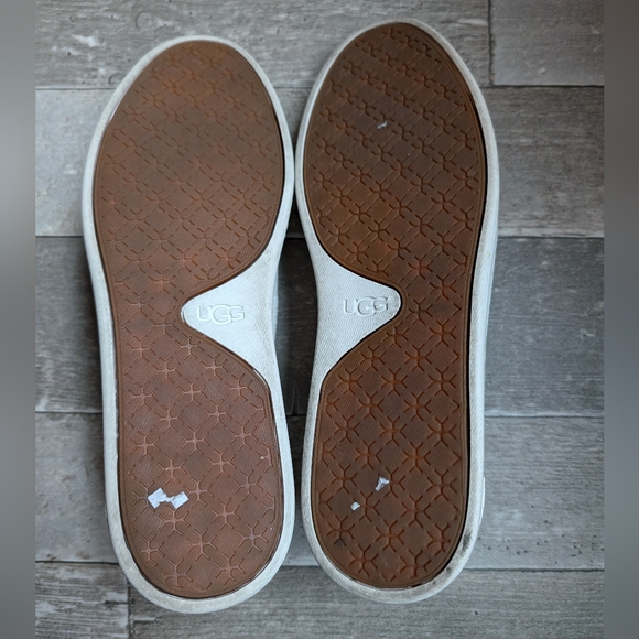 UGG Knit White Australia Sammy Slip On Women's Sneaker Size 10 - Picture 10 of 10